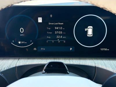 2025 Hyundai Santa Fe — photo 40 view