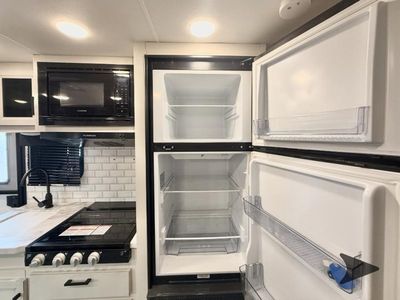 2022 Jayco Jay Feather Micro - Photo 11