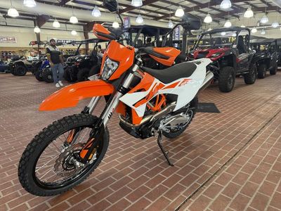 2026 KTM 690 Enduro R — side profile view