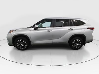2024 Toyota Highlander - Photo 4