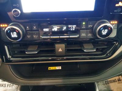2024 Toyota Highlander - Photo 18