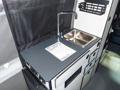 2027 Winnebago REVEL SPORT — photo 10 view