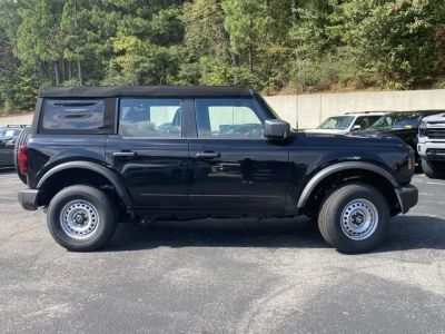 2025 Ford Bronco - Photo 2