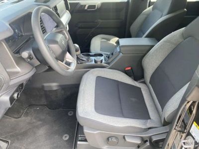 2025 Ford Bronco - Photo 13
