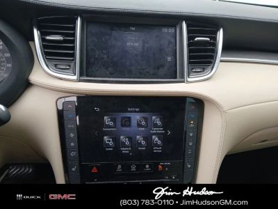 2022 INFINITI QX50 — photo 10 view
