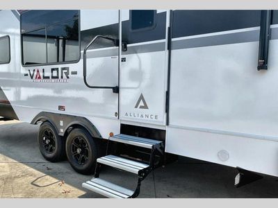 2026 Alliance RV Valor All-Access - Photo 4
