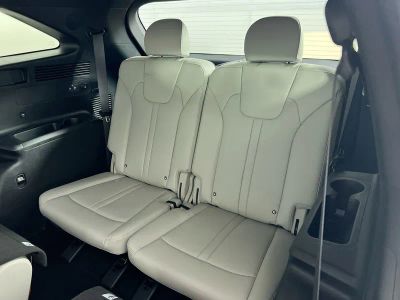 2026 Kia Sorento Hybrid — photo 31 view