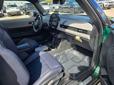 2025 MINI Hardtop 2 Door — photo 28 view