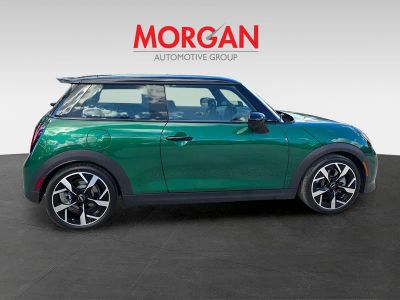 2025 MINI Hardtop 2 Door — photo 7 view
