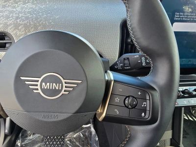 2025 MINI Hardtop 2 Door — photo 19 view