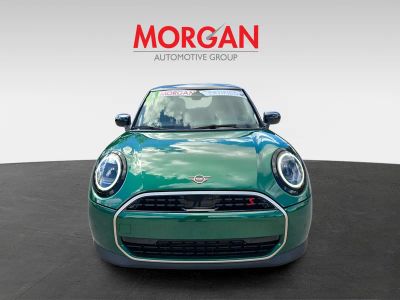 2025 MINI Hardtop 2 Door — photo 8 view