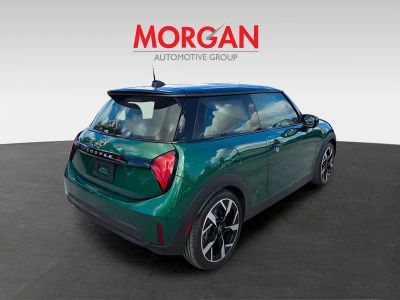 2025 MINI Hardtop 2 Door — engine compartment view
