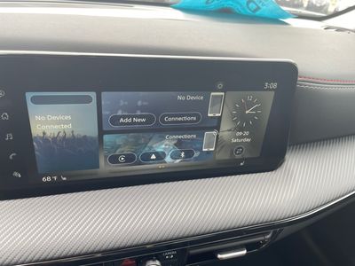 2025 Nissan Kicks - Photo 11