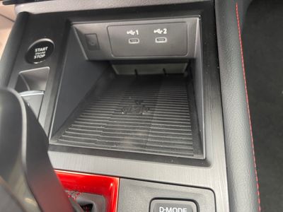 2025 Nissan Kicks - Photo 10
