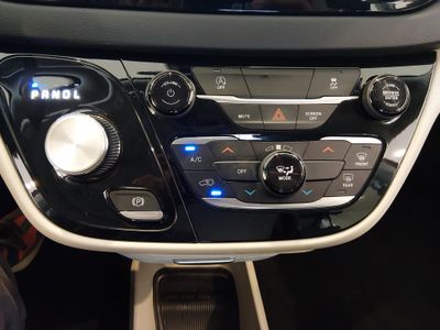 2023 Chrysler Voyager - Photo 19