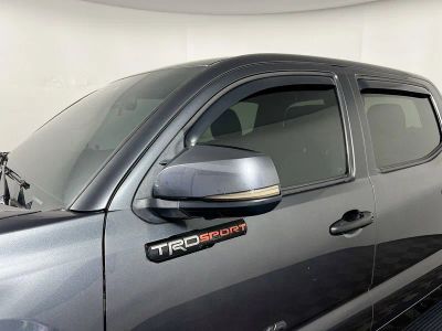 2023 Toyota Tacoma — photo 10 view