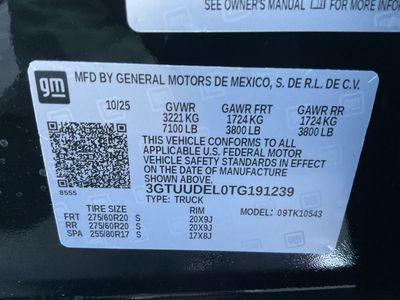 2026 GMC Sierra 1500 — photo 8 view