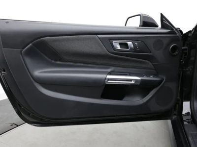 2024 Ford Mustang — photo 12 view