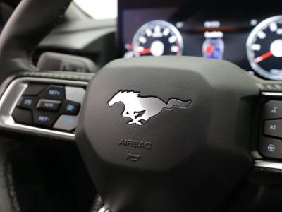 2024 Ford Mustang — photo 28 view