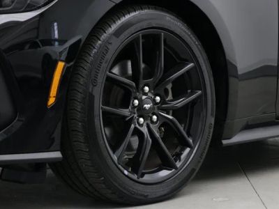 2024 Ford Mustang — photo 10 view