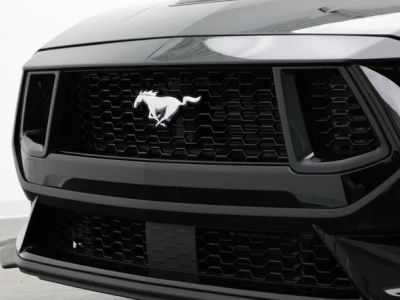 2024 Ford Mustang — photo 8 view