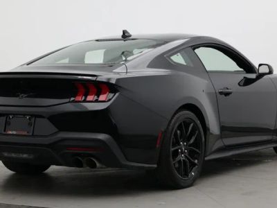 2024 Ford Mustang — photo 7 view