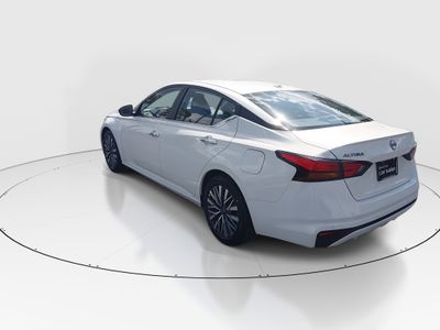 2025 Nissan Altima - Photo 5