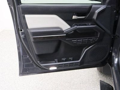 2025 Toyota Tacoma 4WD - Photo 12