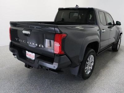2025 Toyota Tacoma 4WD - Photo 7