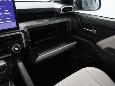 2025 Toyota Tacoma 4WD - Photo 25