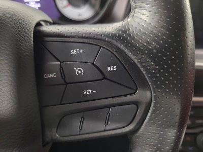 2022 Dodge Challenger — photo 15 view