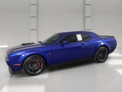 2022 Dodge Challenger — photo 7 view