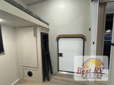 2025 Dutchmen RV Astoria - Photo 82
