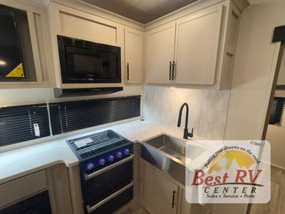 2025 Dutchmen RV Astoria - Photo 36