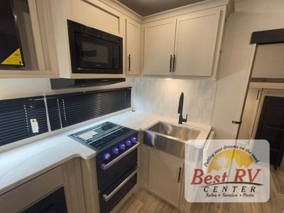 2025 Dutchmen RV Astoria - Photo 35