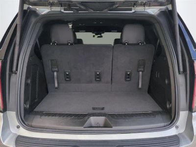 2024 Chevrolet Tahoe — photo 14 view