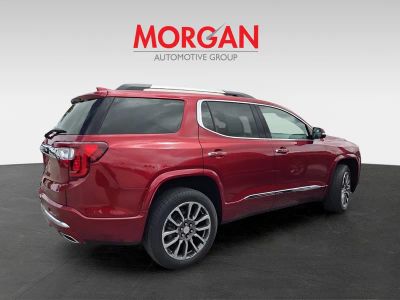2022 GMC Acadia — detail view