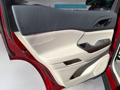 2022 GMC Acadia — photo 26 view