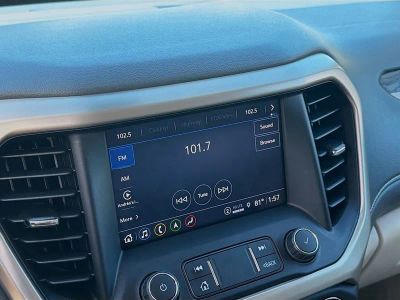 2022 GMC Acadia — photo 12 view