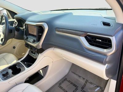 2022 GMC Acadia — photo 33 view