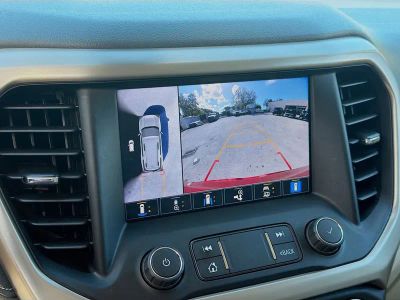 2022 GMC Acadia — photo 14 view