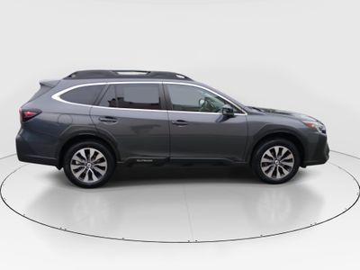 2024 Subaru Outback — photo 8 view