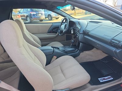 1994 Chevrolet Camaro — photo 8 view