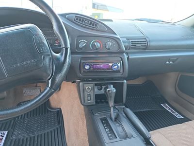 1994 Chevrolet Camaro — photo 14 view