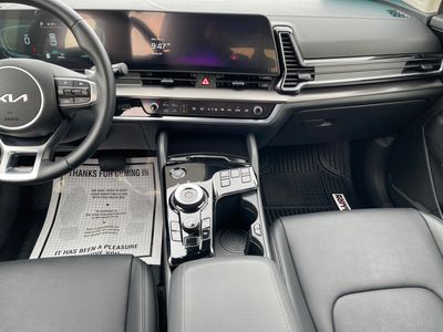 2025 Kia Sportage Hybrid — photo 13 view