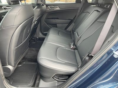 2025 Kia Sportage Hybrid — photo 18 view