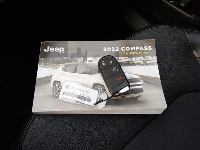 2022 Jeep Compass — photo 15 view