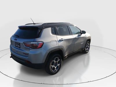 2022 Jeep Compass — photo 7 view