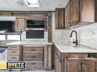2026 Tiffin Motorhomes Allegro Bay - Photo 13