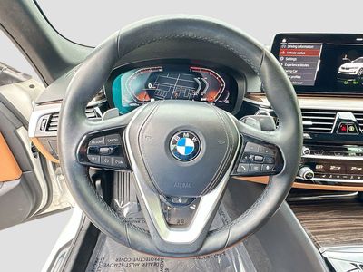 2022 BMW 5 Series - Photo 10